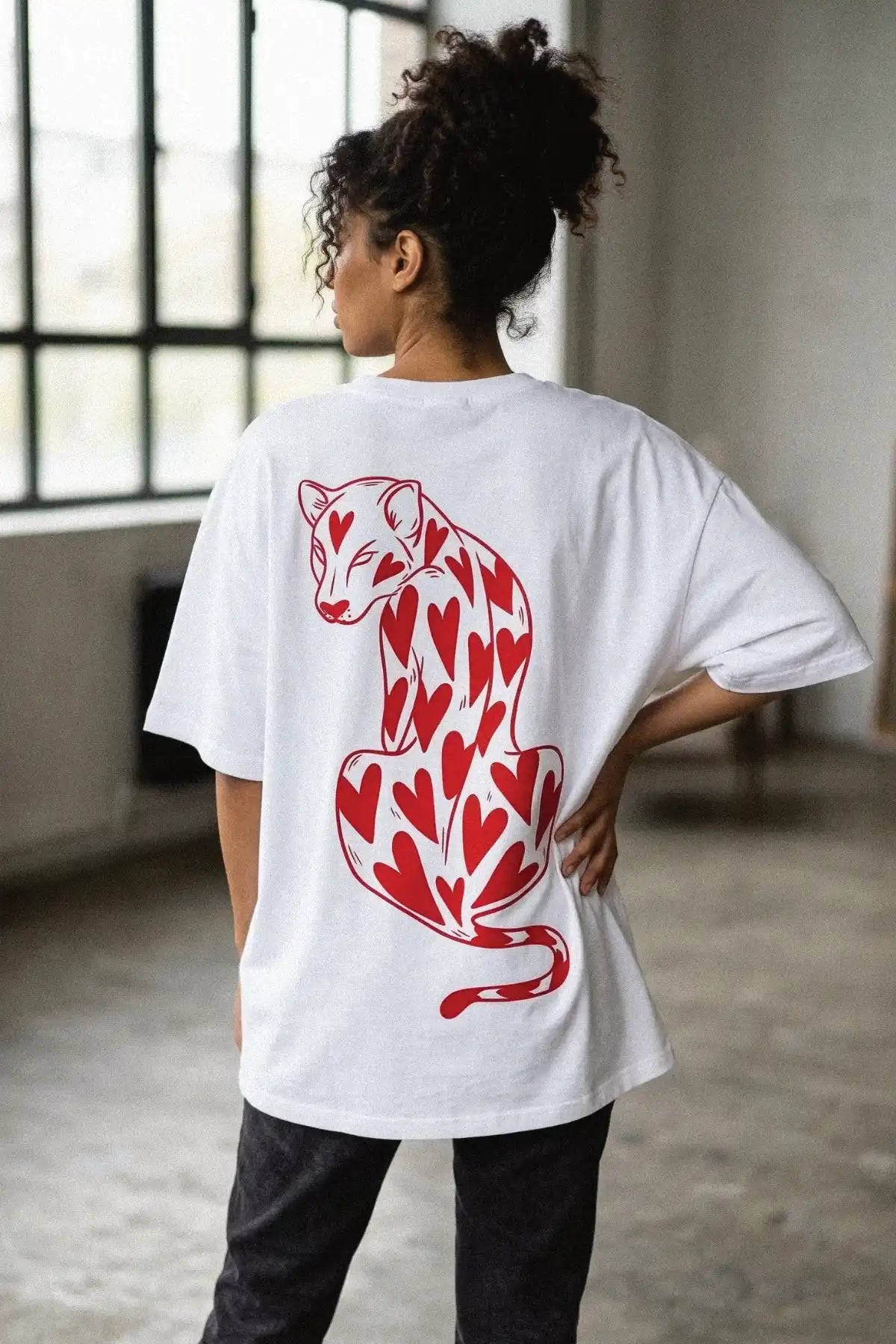 Heart Pattern Panther Silhouette Unisex T-Shirt