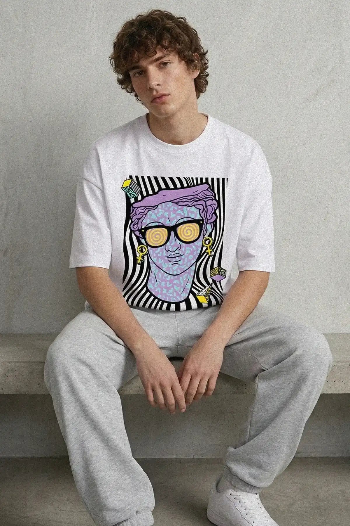 Vaporwave Statue Psychedelic Op-Art T-Shirt